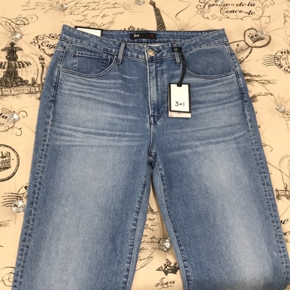 3x1 Cropped Frayed Detail Jeans - Picture 6 of 9